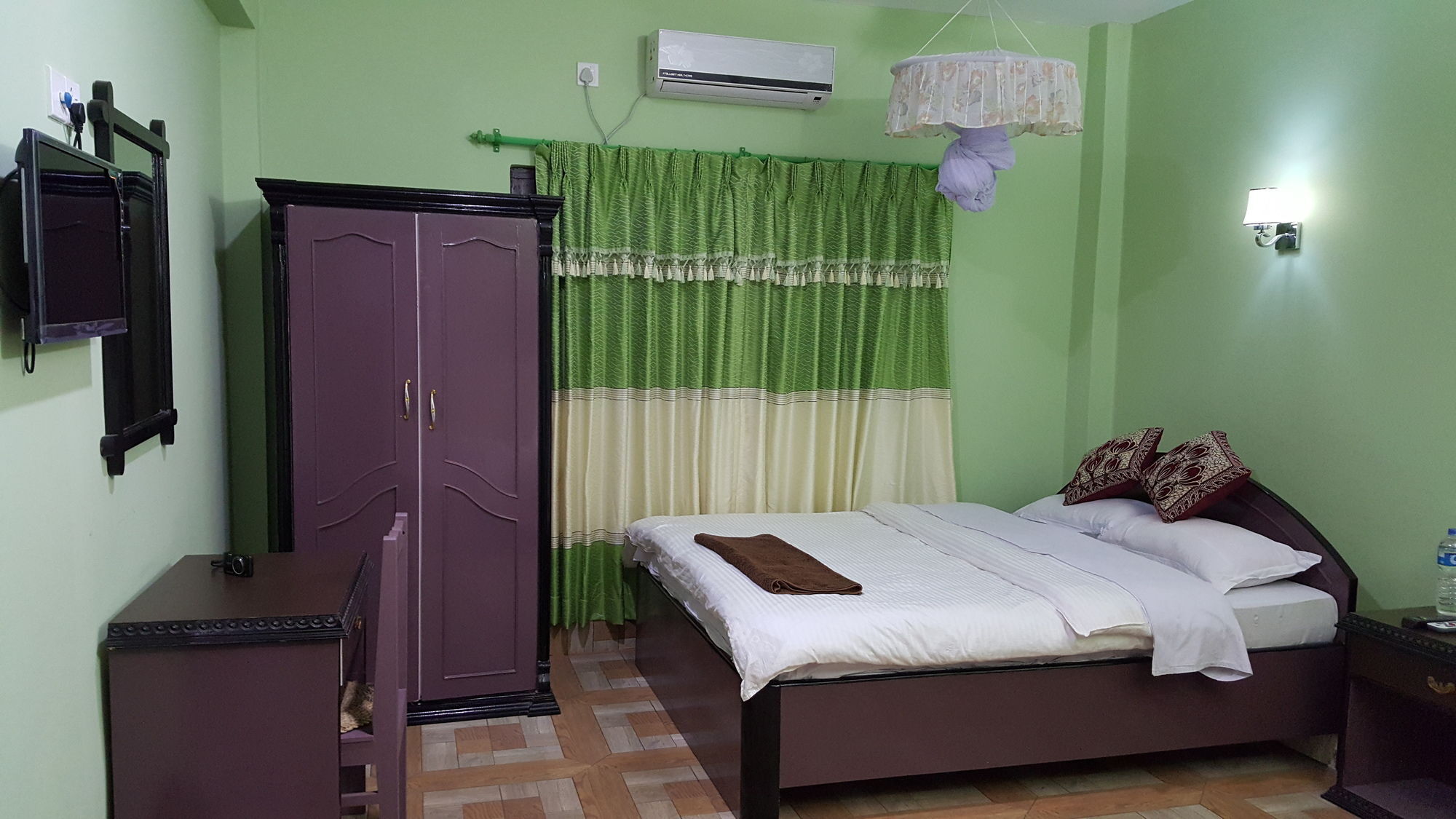 Hotel Ama Garden Sauraha Zewnętrze zdjęcie